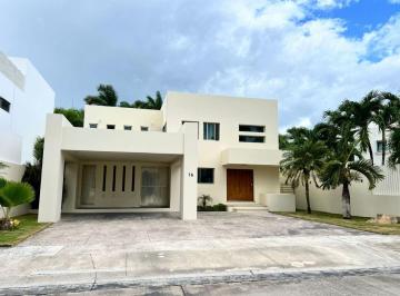 Casa de 3 habitaciones, Benito Juárez · Casa en Renta en Cancun F - 1136,3 Recs en Villamagna $50,000