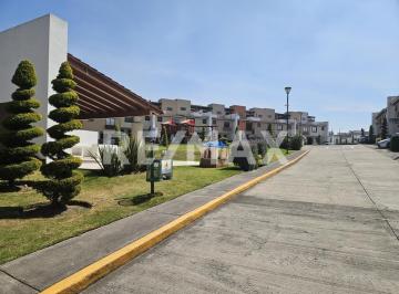 Casa en condominio de 3 habitaciones, Lerma · Casa en Renta en Lerma