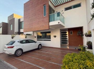Casa en condominio de 3 habitaciones, Querétaro · El Refugio Matancillas $22 000
