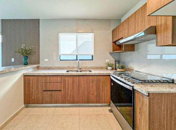 Casa de 3 habitaciones, García · Casa en Renta en Dominio Cumbres