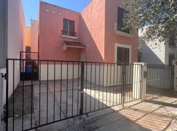 Casa · 76m² · 2 Recámaras · 1 Estacionamiento · Casa en Venta en Mitras Poniente, Sector Urdiales