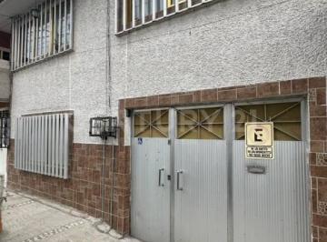 Casa · 228m² · 6 Recámaras · 2 Estacionamientos · Casa de 2 Niveles en Venta en Tlahuac