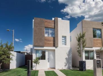 Casa · 75m² · 3 Recámaras · 2 Estacionamientos · Casa en Venta en El Marqués, 3 Recámaras, Una en Pb, Hermosa, Ubicadísima.