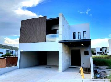 Casa de 3 habitaciones, Chihuahua · Casa en Venta 257 m² Bosque Real $6.5 Mill Cada Recamara C/ Baño
