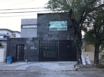 Casa de 3 habitaciones, Monterrey · Hermosa Residencia en Renta Colonia Roma!