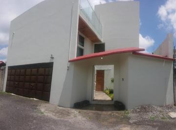 Casa · 350m² · 3 Recámaras · 2 Estacionamientos · Casa Sola en Venta en Colonia San Miguel Ajusco, Tlalpan, Ciudad de Mexico Cp 14700