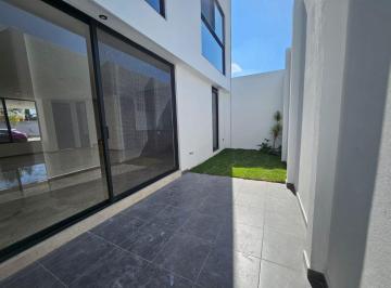 Casa en condominio de 5 habitaciones, San Pedro Cholula · Casa en Venta en Zerezotla San Pedro Cholula