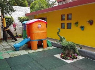 6deff18de498f139f68d1589106ccab6347b1a6b289ecbc13debfcf003ef4aa2 · Rento Kinder U Oficinas en L. de Occipaco a Nivel de Calle.