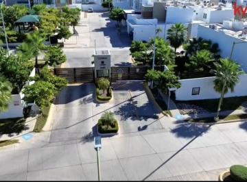 Terreno / Lote · 115m² · Terreno en Venta. Privada Corina con Área Común (Alberca y Juegos Infantiles) Una Oportunidad Única