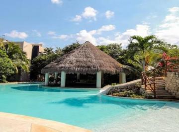 Casa · 211m² · 3 Recámaras · 2 Estacionamientos · Casa 3 Recamaras en Renta en La Escondida Playa del Carmen