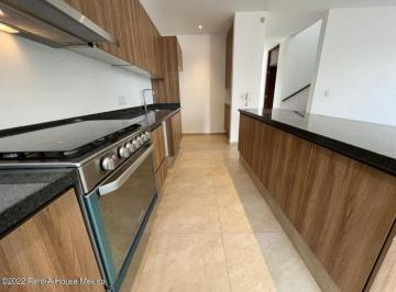 Casa · 249m² · 4 Recámaras · 2 Estacionamientos · Cumbres del Lago Casa Nueva en Venta Rah1078
