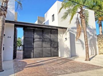 Casa · 250m² · 3 Recámaras · 2 Estacionamientos · Casa en Venta Lolbe Campestre