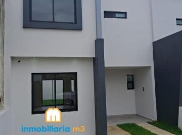 Casa en Venta de 3 habitaciones Los Encinos · Casa en Venta en Fortín en Fracc. Los Encinos