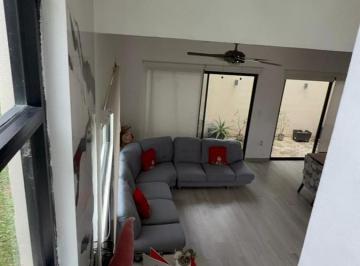 Casa · 192m² · 3 Recámaras · 2 Estacionamientos · Casa en Venta Residencial Arbolada