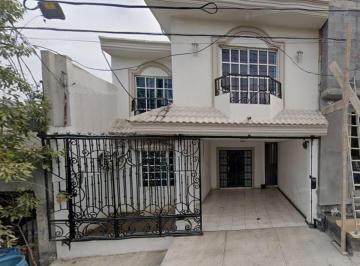 Casa de 3 habitaciones, Santa Catarina · Casa en Venta en Santa Catarina Nuevo León