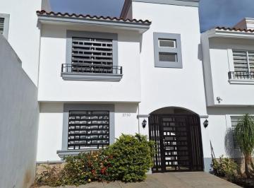 Casa · 103m² · 3 Recámaras · 2 Estacionamientos · Casa en Venta en Portalegre Frente Al Parque