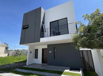 Casa en condominio de 3 habitaciones, Zapopan · Casa en Renta en Coto Abeto, Parques Vallarta, Zapopan