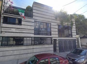 Casa de 4 habitaciones, Cuauhtémoc · ¡Hermosa Casa en Remate Bancario con 4 Recámaras y 208 m² Superficie de Terreno en Venta, Roma Sur!