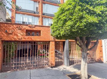 Oficina · 54m² · 1 Estacionamiento · Augusto Rodin, Mant Incluido.