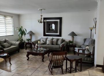 Casa · 327m² · 4 Recámaras · 4 Estacionamientos · Casa en Venta en Cumbres 5to Sector, Monterrey, N. L.