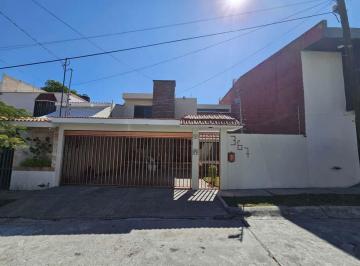 Casa de 3 habitaciones, San Luis Potosí · Casa en Renta en Loma Verde | $26k