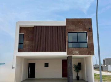 Casa de 3 habitaciones, Alvarado · Casa en Venta en Fraccionamiento Punto Lomas, en La Riviera Veracruzana