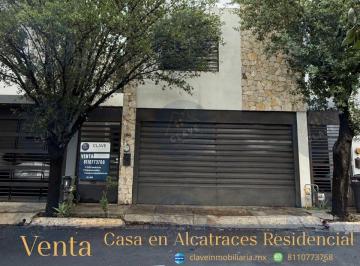 Casa · 190m² · 3 Recámaras · 2 Estacionamientos · Casa en Venta en Alcatraces Residencial