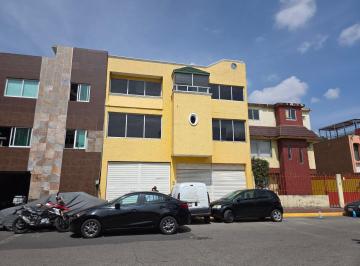 Casa · 365m² · 4 Recámaras · 5 Estacionamientos · Casa - Bellavista Satélite