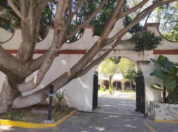 Local comercial · 548m² · 134 Estacionamientos · Local de Renta - (4)