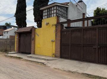 Casa de 4 habitaciones, Zapopan · Venta de Dos Casas en un Mismo Terreno en Colonia San José Ejidal (Zona La Magdalena)