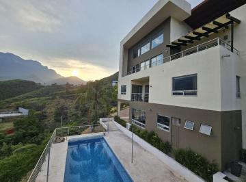 Casa de 5 habitaciones, Monterrey · Casa en Venta en Cañadas del Sur, Monterrey, Nuevo León