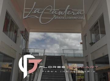 Local comercial · 101m² · Locales Comerciales en Renta en Plaza Canteras Al Poniente de La Ciudad de Aguascalientes