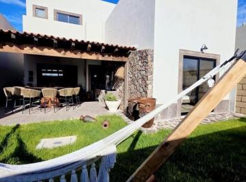 Terreno / Lote · 300m² · 3 Recámaras · La Mejor Preventa de San Miguel, Zona Oro! a Siete Minutos de Zona Centro
