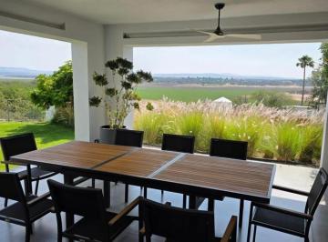 Casa · 650ha · 4 Recámaras · 4 Estacionamientos · Espectacular Casa en Otomi Imponenete Vista