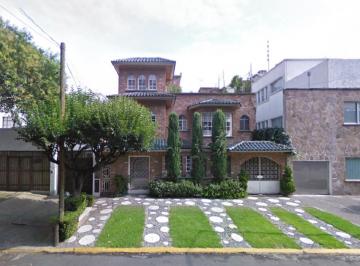 Casa de 4 habitaciones, Benito Juárez · ¡Precioso Inmueble en Remate Bancario con 4 Recámaras y 433 m² de Terreno en Venta en La Narvarte!