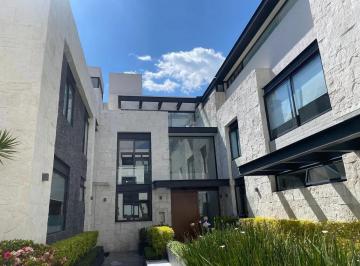 Casa en condominio · 568m² · 4 Recámaras · 4 Estacionamientos · Las Águilas, Venta de Casa en Condominio