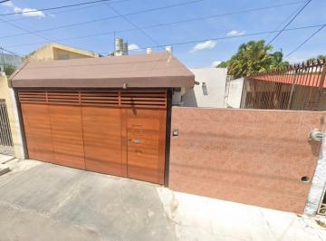 Casa de 3 habitaciones, Mérida · Casa en Venta en Yucaltepen Merida (Recuperacion Bancaria)