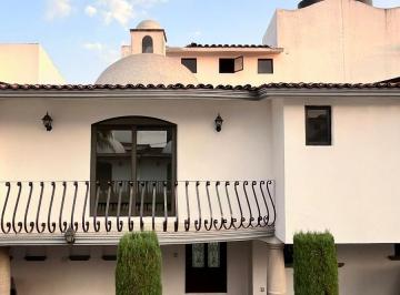 Casa · 327m² · 3 Recámaras · 4 Estacionamientos · Casa en Venta en Rinconada Mexicana