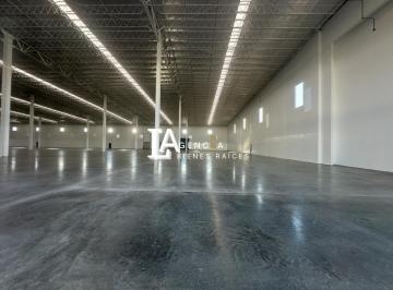 Nave industrial · 16606m² · 106 Estacionamientos · Renta de Nave Industrial Cienega de Flores