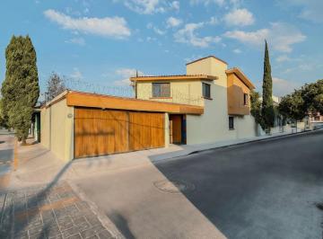 Casa de 3 habitaciones, Corregidora · Casa en Venta en Tejeda | 263 m²