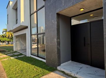 Casa · 245m² · 3 Recámaras · Casa en Lomas Diamante