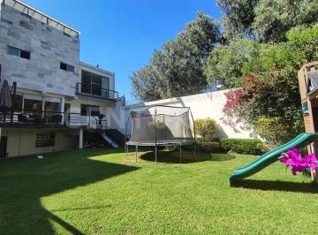 Casa · 526m² · 4 Recámaras · 4 Estacionamientos · La Herradura – Casa de Lujo en Zona Residencial Privilegiada