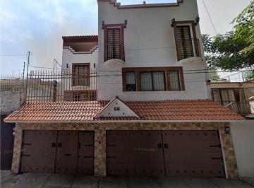 Casa de 4 habitaciones, Coyoacán · Casa en Venta Encampestre Churubusco ¡Excelente Oportunidad de Inversiòn Recuperaciòn Hipotecaria!