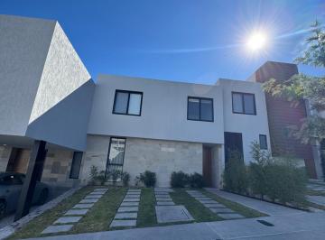 Casa · 164m² · 2 Recámaras · 2 Estacionamientos · Venta de Casa Amueblada en Zibatá, El Marques Queretaro - (4)
