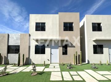 Casa · 61m² · 1 Recámara · 2 Estacionamientos · Se Venden Casas Nuevas "Modelo Sahuaro" en Zona Poniente - (4)