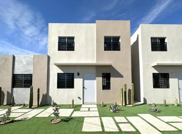 Casa · 61m² · 1 Recámara · 2 Estacionamientos · Se Venden Casas Nuevas "Modelo Sahuaro" en Zona Poniente - (4)
