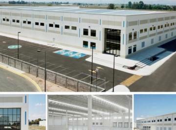 Nave industrial , El Marqués · Nave Industrial de 10570 m² en Renta, Querétaro
