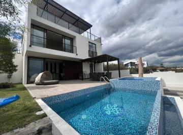 Casa · 538m² · 4 Recámaras · Increíble Casa Amueblada en Amanali Club Náutico & Golf