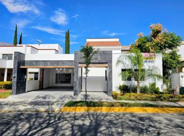 Casa de 3 habitaciones, Santiago · Casa en Renta Aldabas de Cavazos