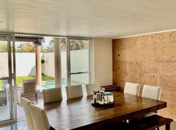Terreno / Lote · 350m² · 4 Recámaras · 3 Estacionamientos · Increíble Casa en Amanali, Club Golf & Náutico